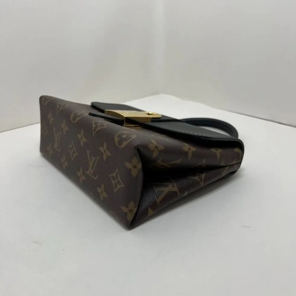 Louis Vuitton Women Pre-Loved Bag Very Good Condition